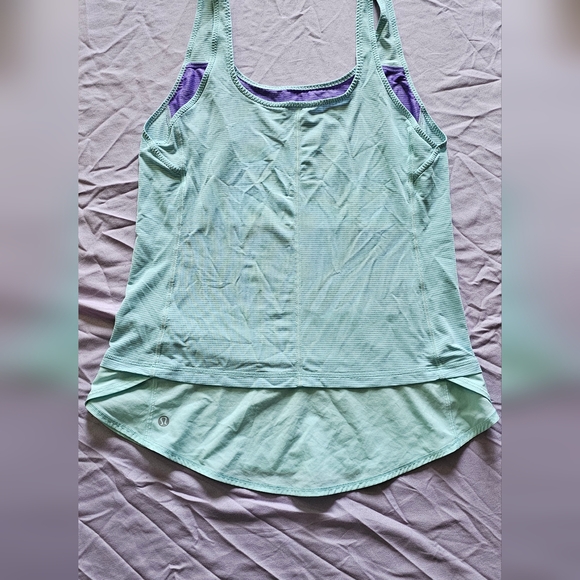 Lululemon workout singlet tank - Picture 2 of 2